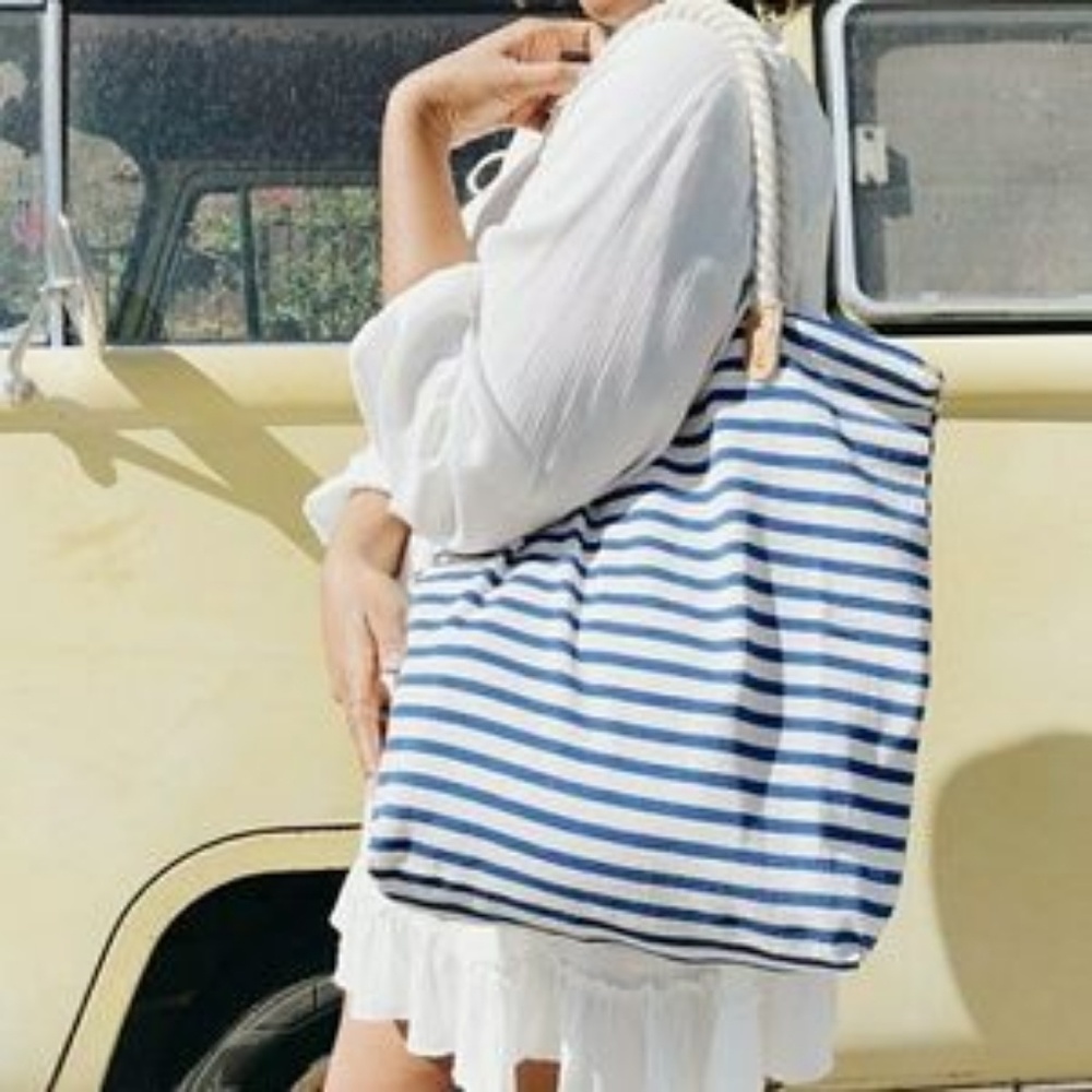 Summer & Rose Brittany Tote blue stripe NWT